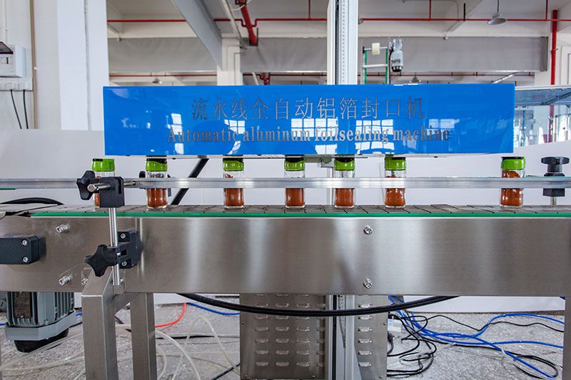 Foil Sealing Machine